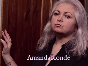 Amandablonde