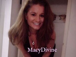 Macy_Divine